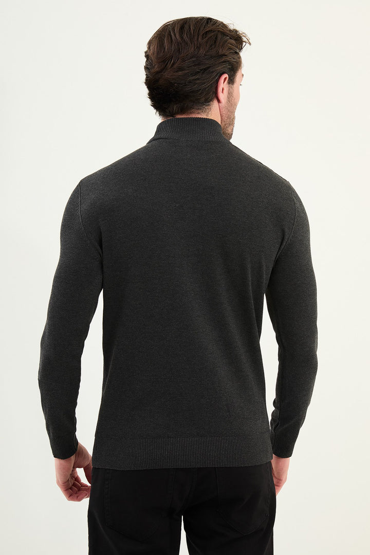 Classic Patterned Turtleneck - Dark Grey