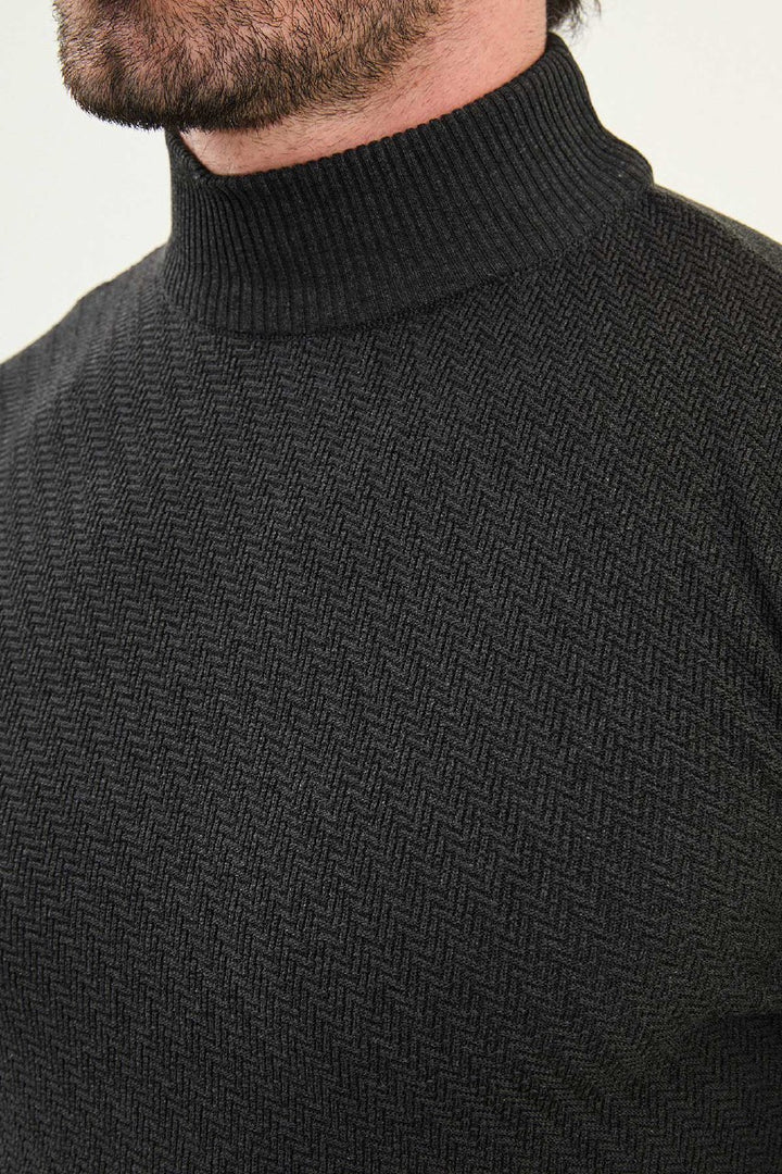 Classic Patterned Turtleneck - Dark Grey