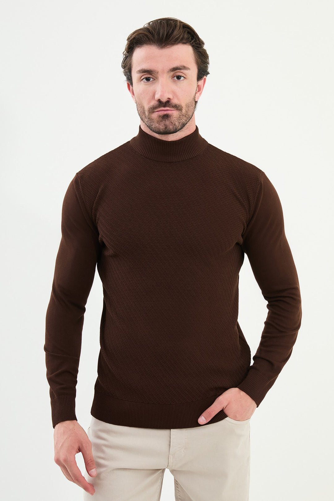 Classic Patterned Turtleneck - Brown