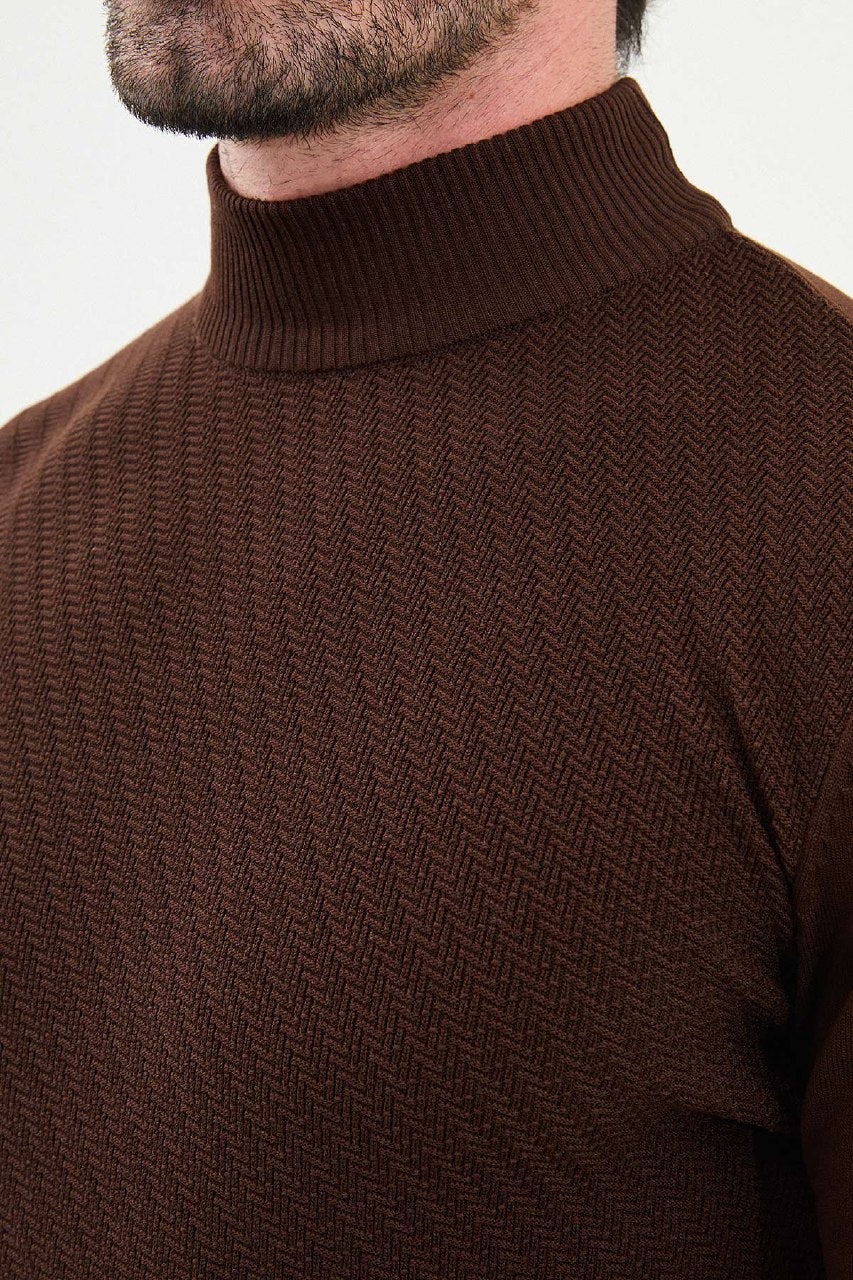 Classic Patterned Turtleneck - Brown