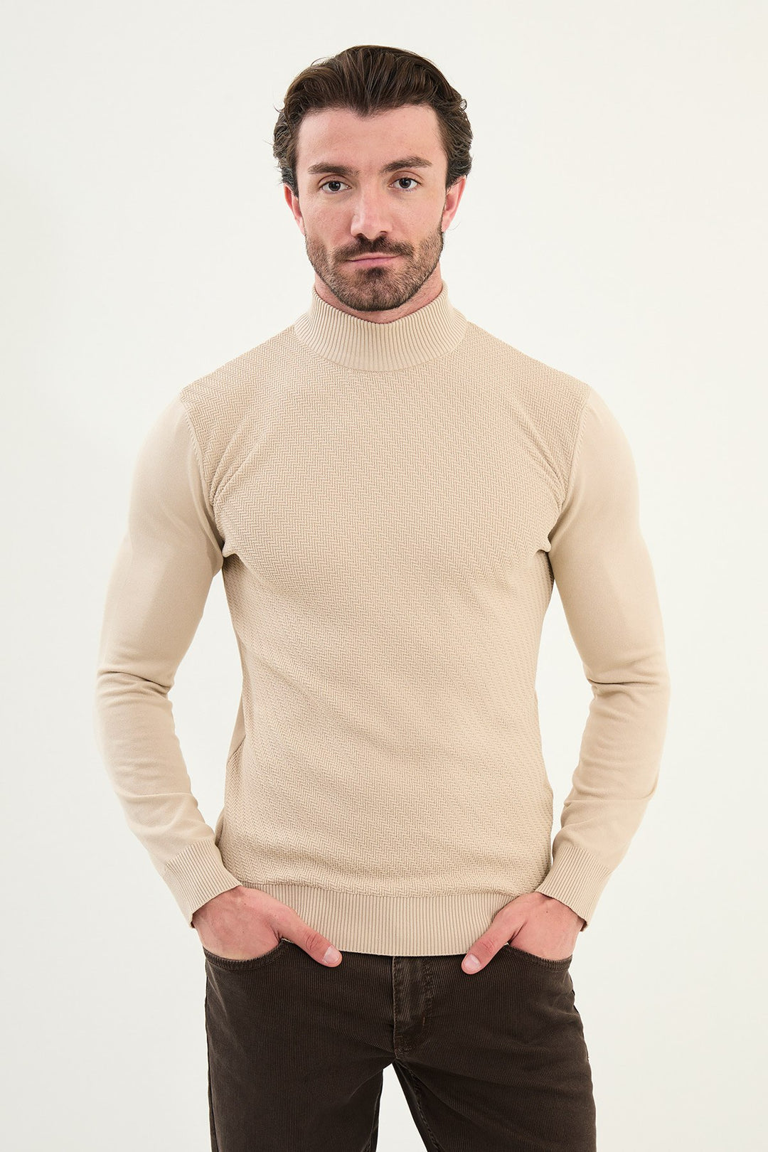 Classic Patterned Turtleneck - Beige