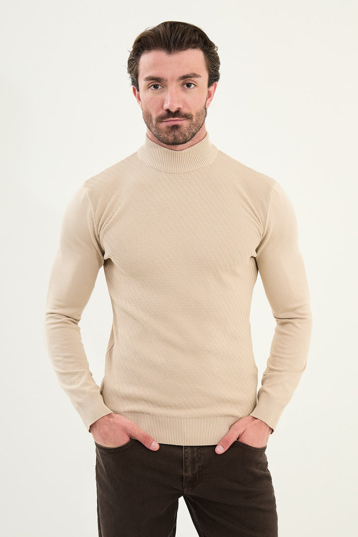 Classic Patterned Turtleneck - Beige