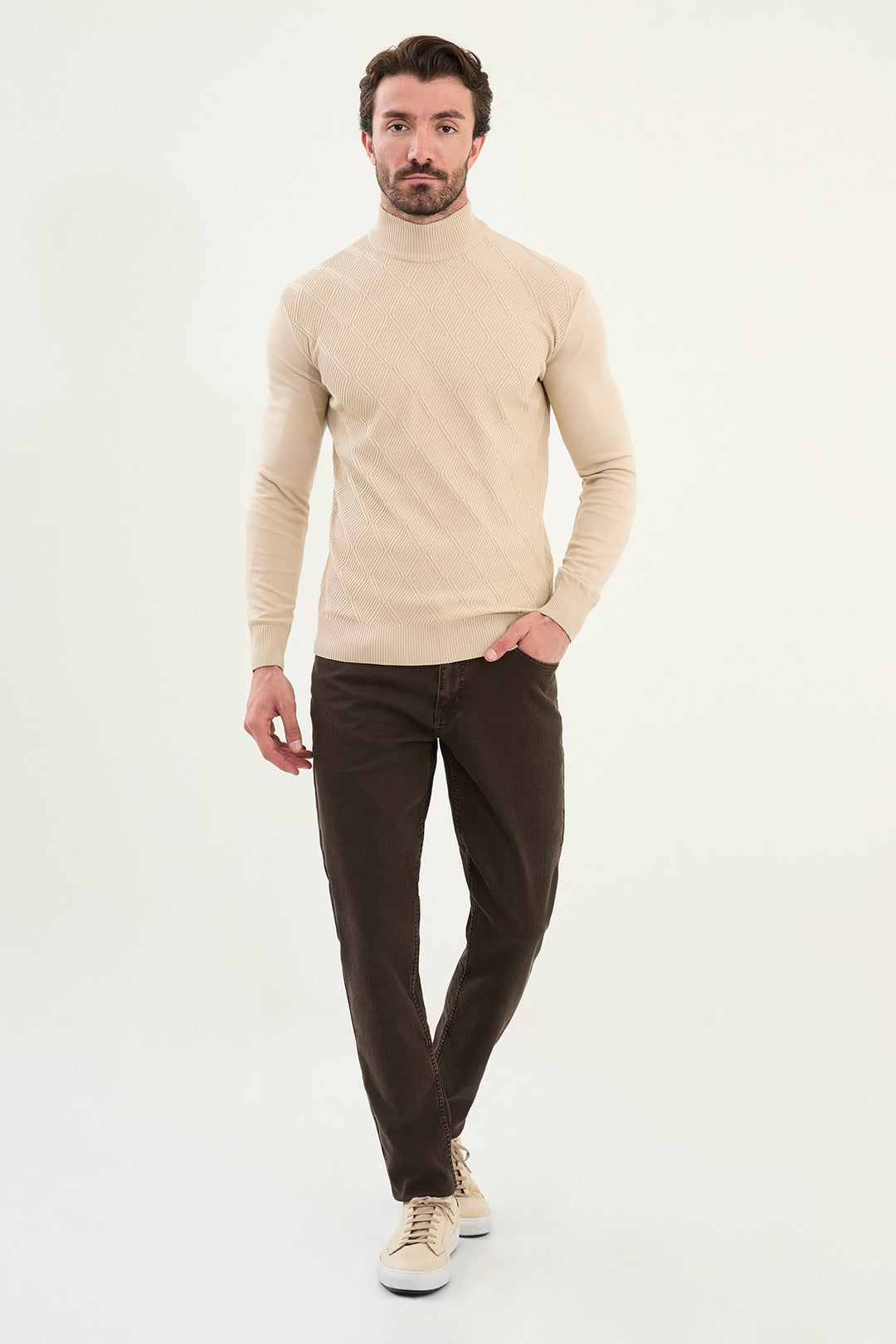 Textured Diamond Knit Turtleneck Sweater - Beige
