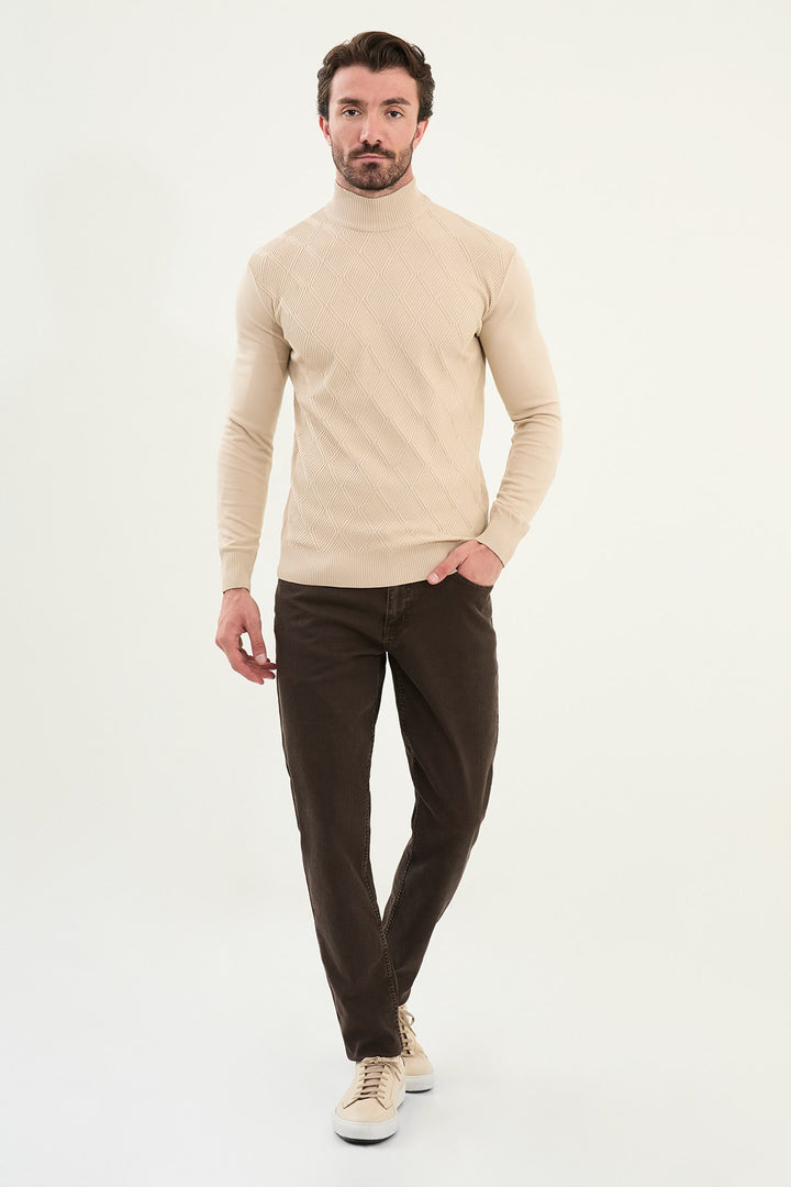 Textured Diamond Knit Turtleneck Sweater - Beige