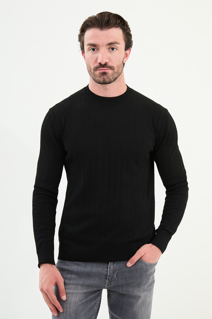 Ribbed Crew Neck Sweater - Black