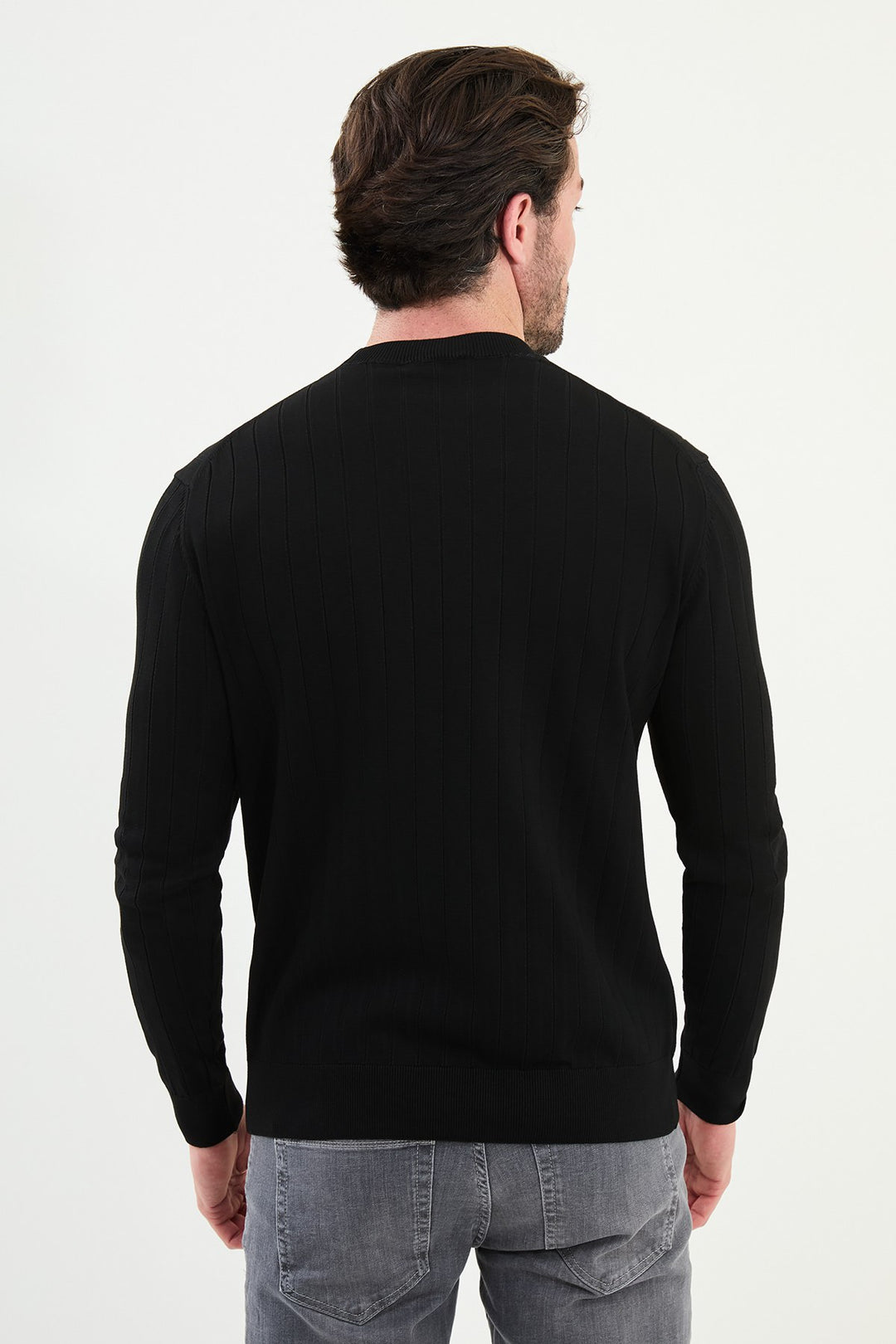Ribbed Crew Neck Sweater - Black