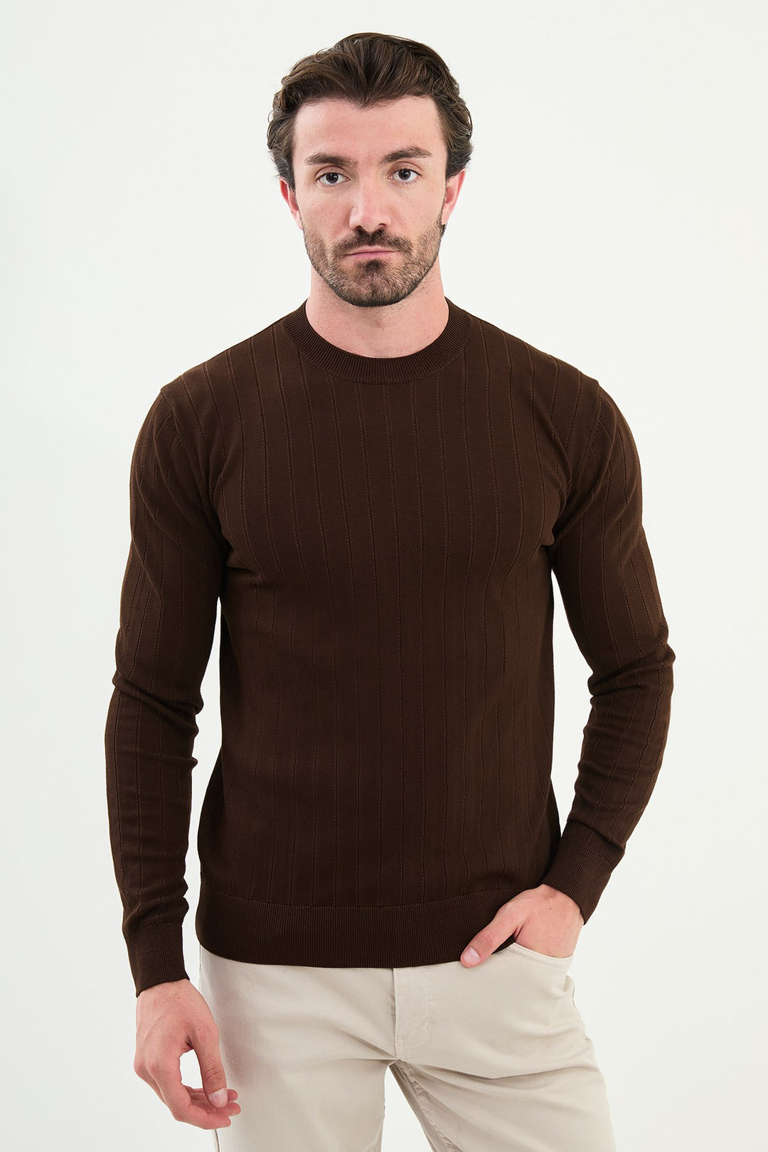 Ribbed Crew Neck Sweater - Brown