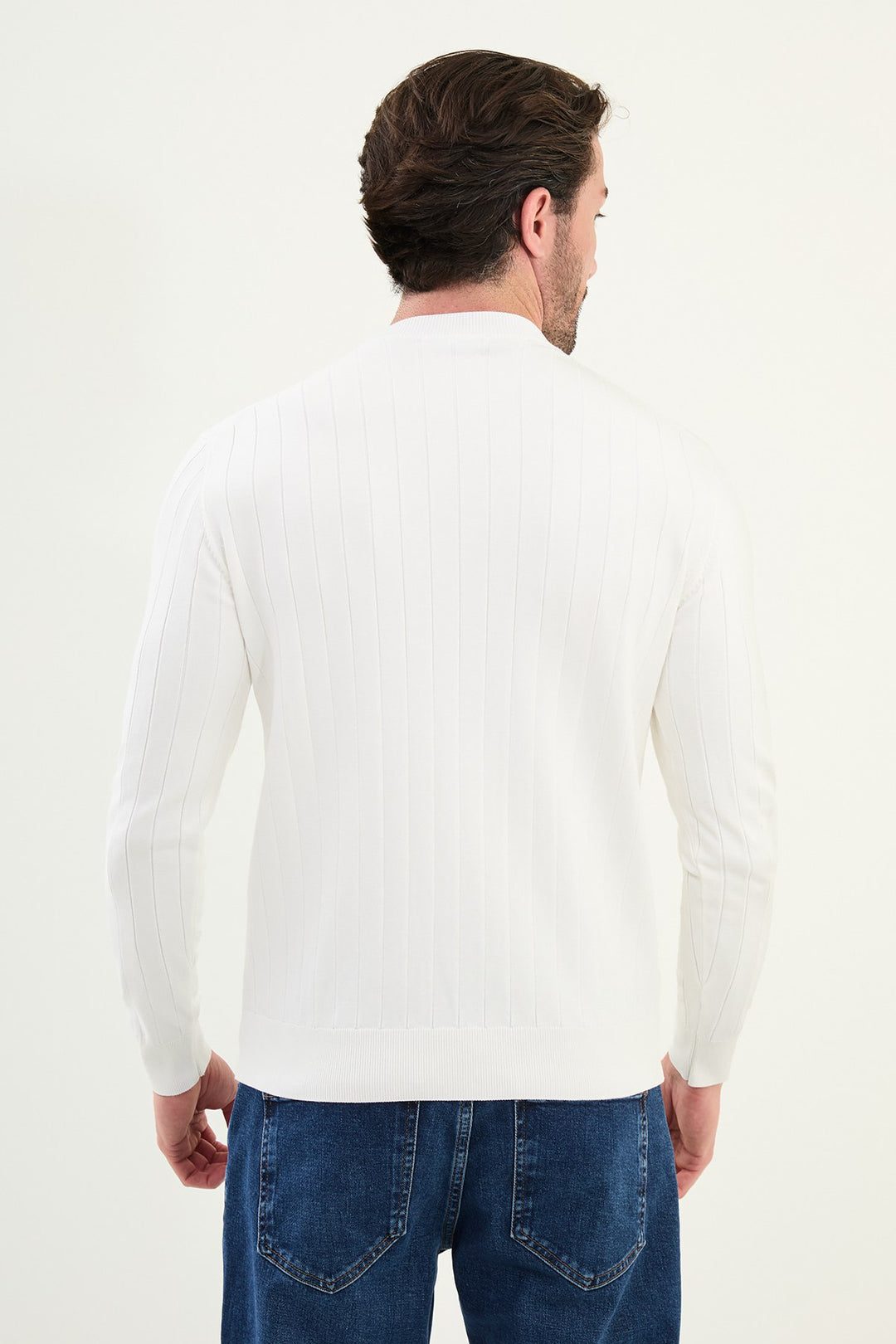 Ribbed Crew Neck Sweater - White