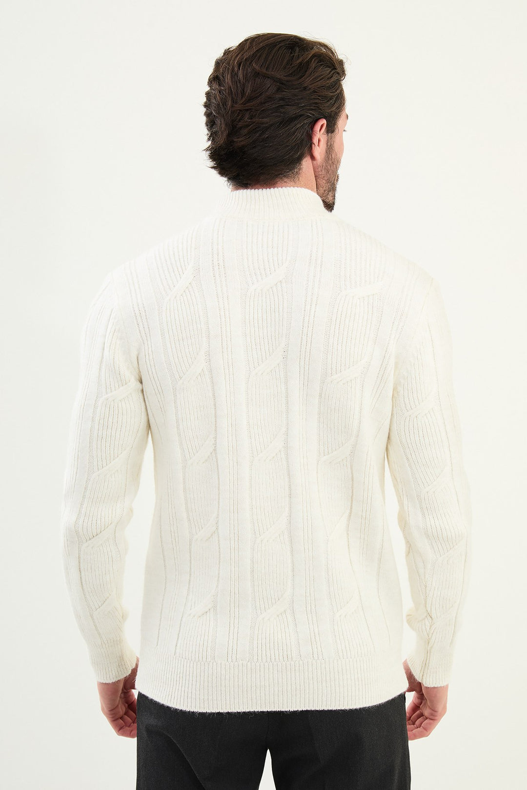 Cable Knit Turtleneck Sweater - White