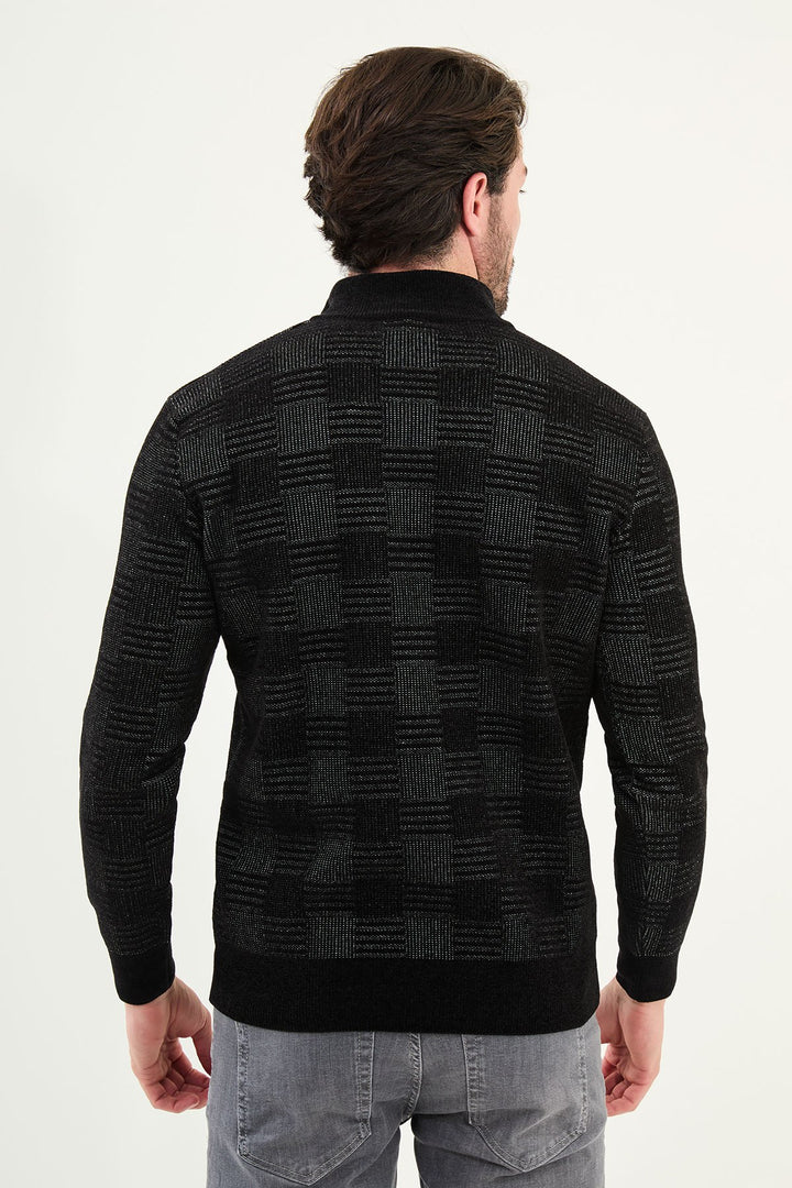 Grid Pattern Half-Zip Sweater - Black