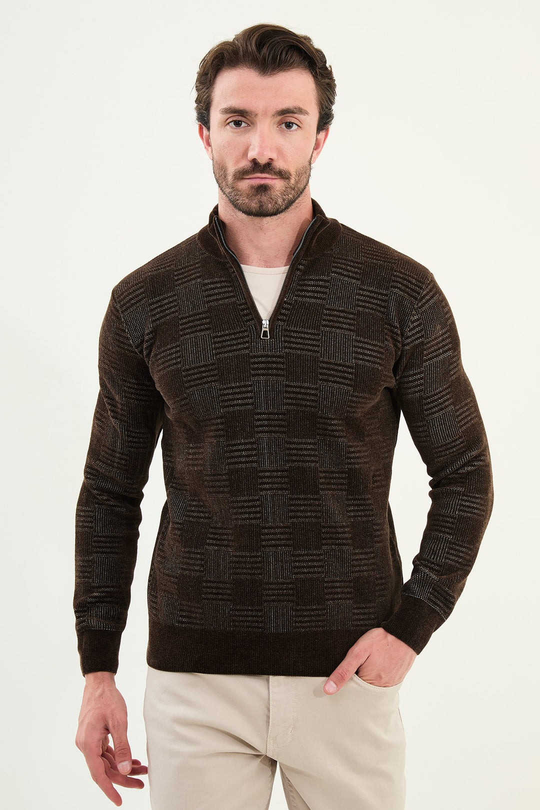 Grid Pattern Half-Zip Sweater - Brown