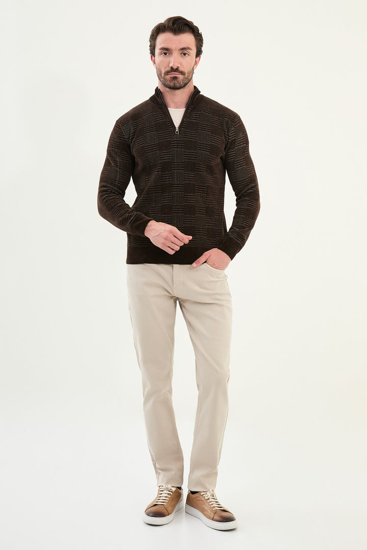 Grid Pattern Half-Zip Sweater - Brown