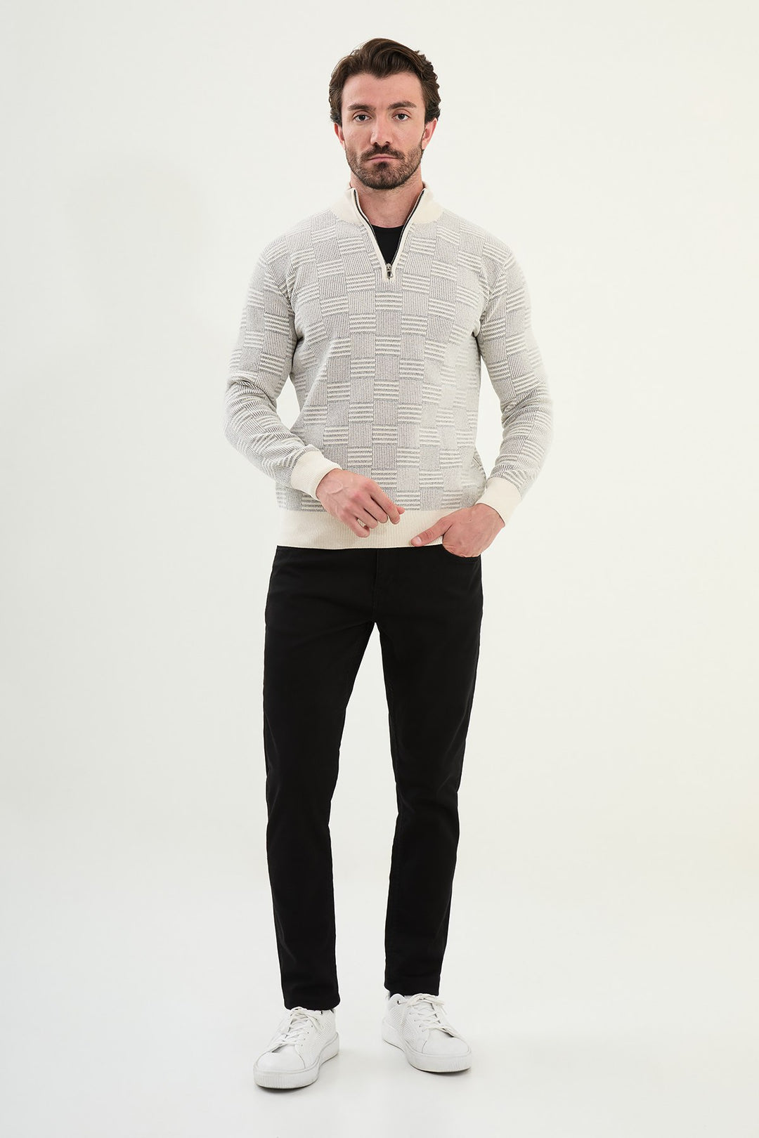Grid Pattern Half-Zip Sweater - White