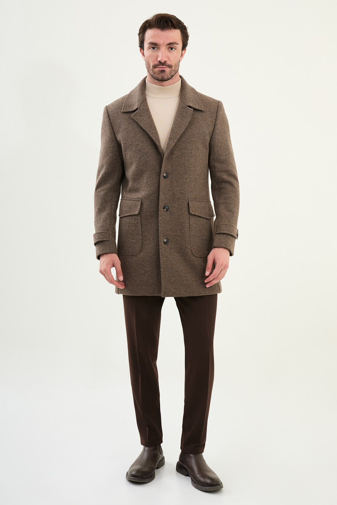 Single-Breasted Wool Overcoat - Beige