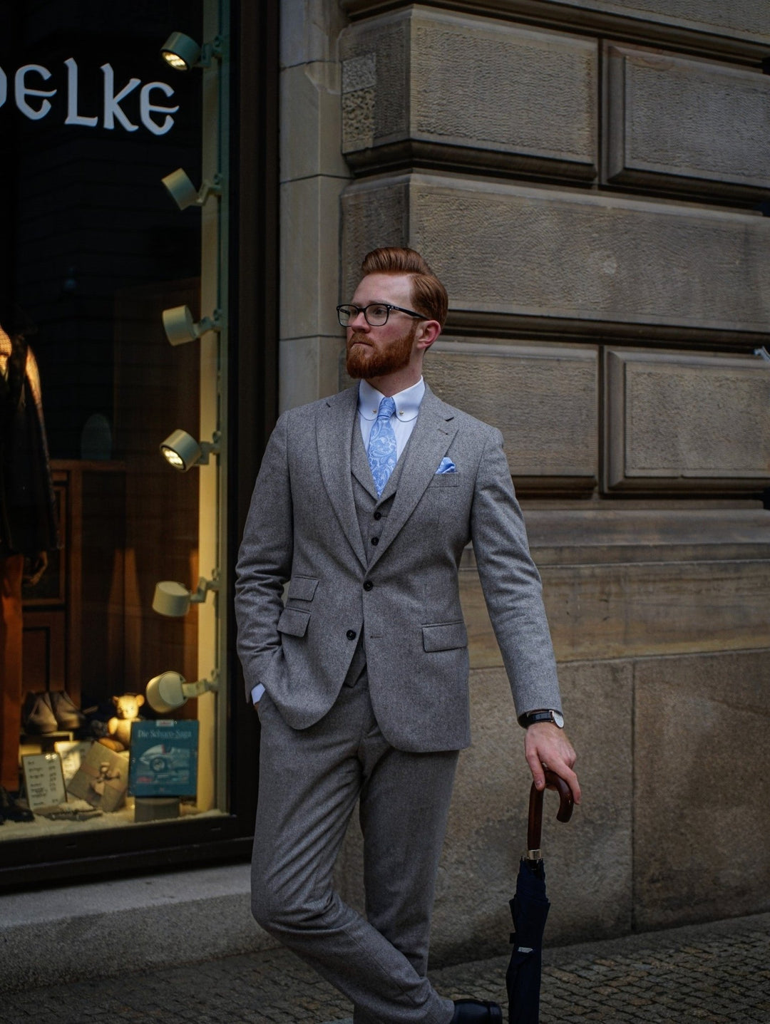 The Ultimate Guide to Men's Style: How to Dress with Confidence and Class