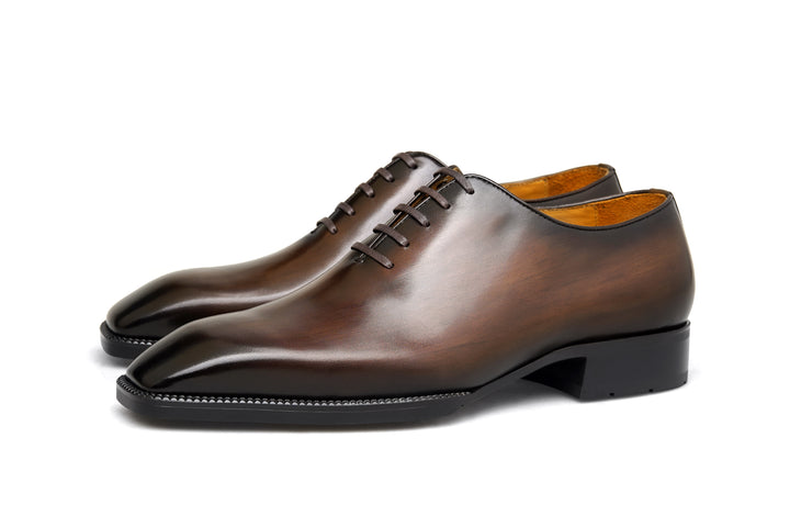 Classic Wholecut Oxford Shoes