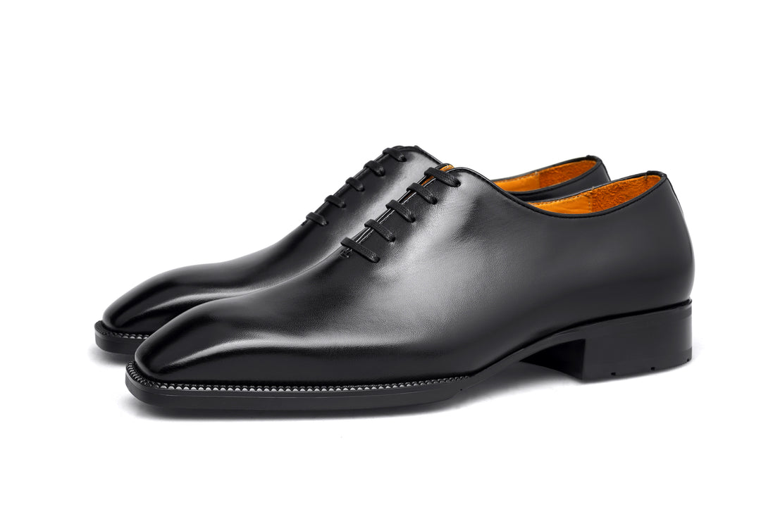 Classic Wholecut Oxford Shoes