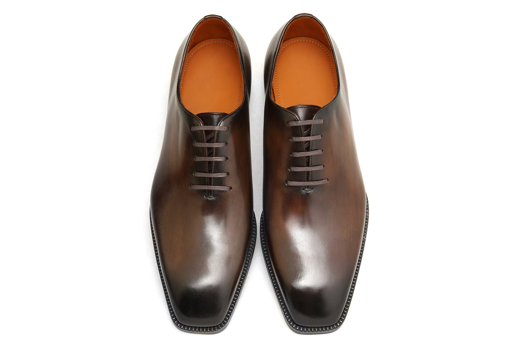 Classic Wholecut Oxford Shoes