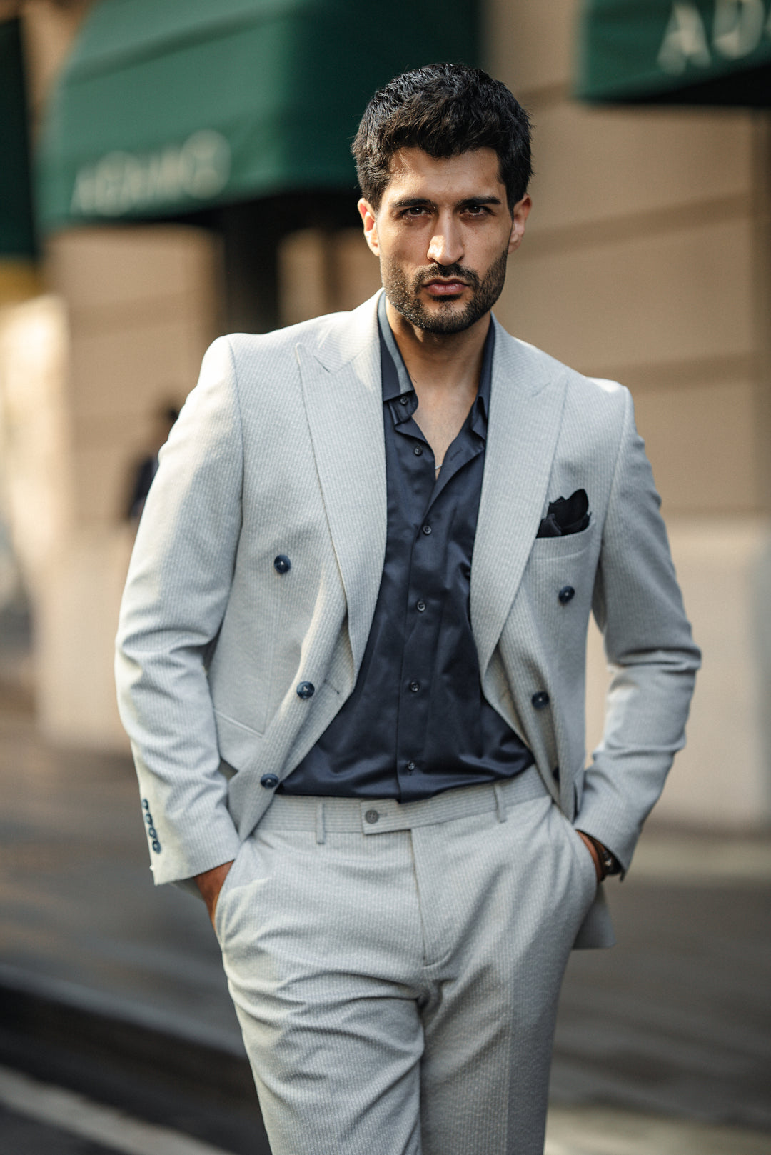 BLUE DOUBLE - BREASTED SUIT
