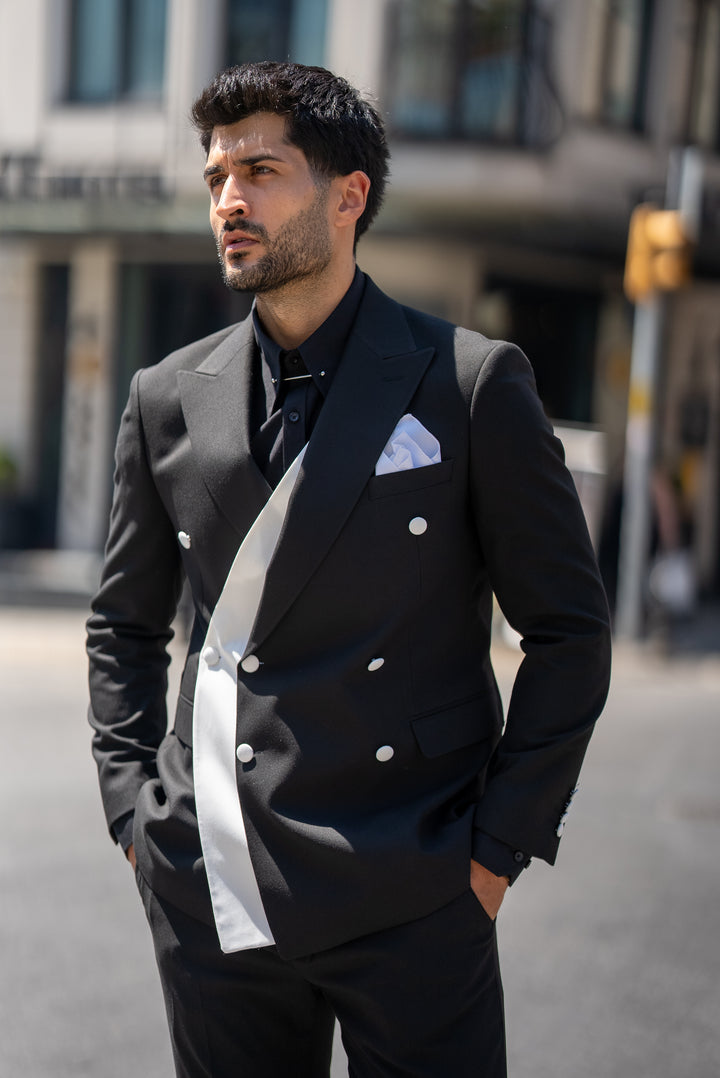 White Design Detailed Suit- Black