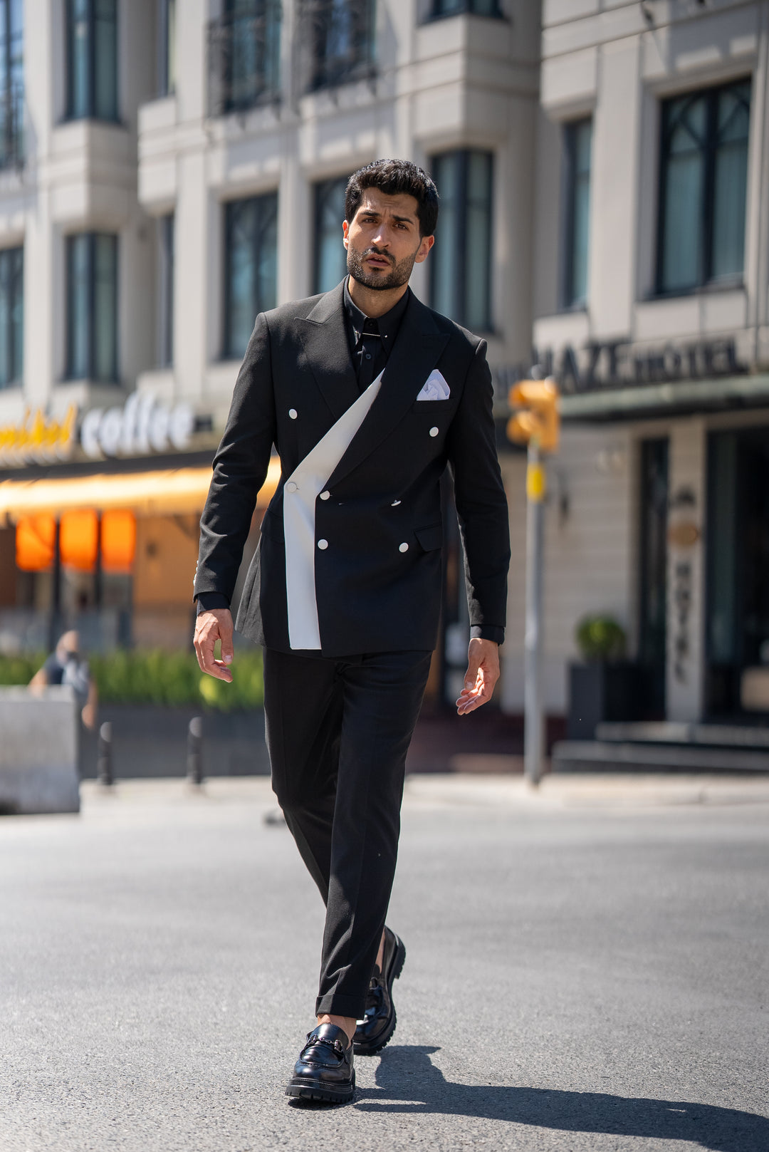 White Design Detailed Suit- Black