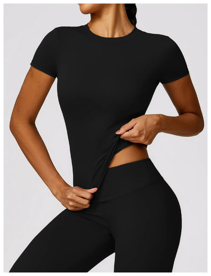 Women’s SculptFit Performance Tee