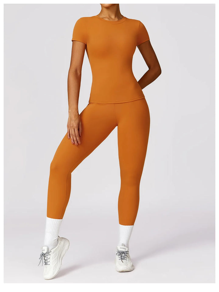 Women’s SculptFit Performance Tee