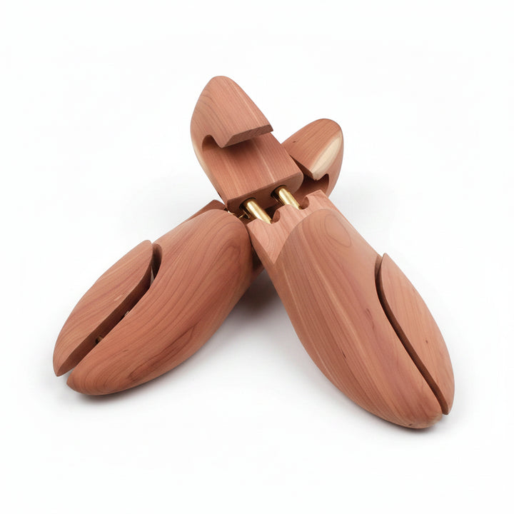Cedar Shoe Tree
