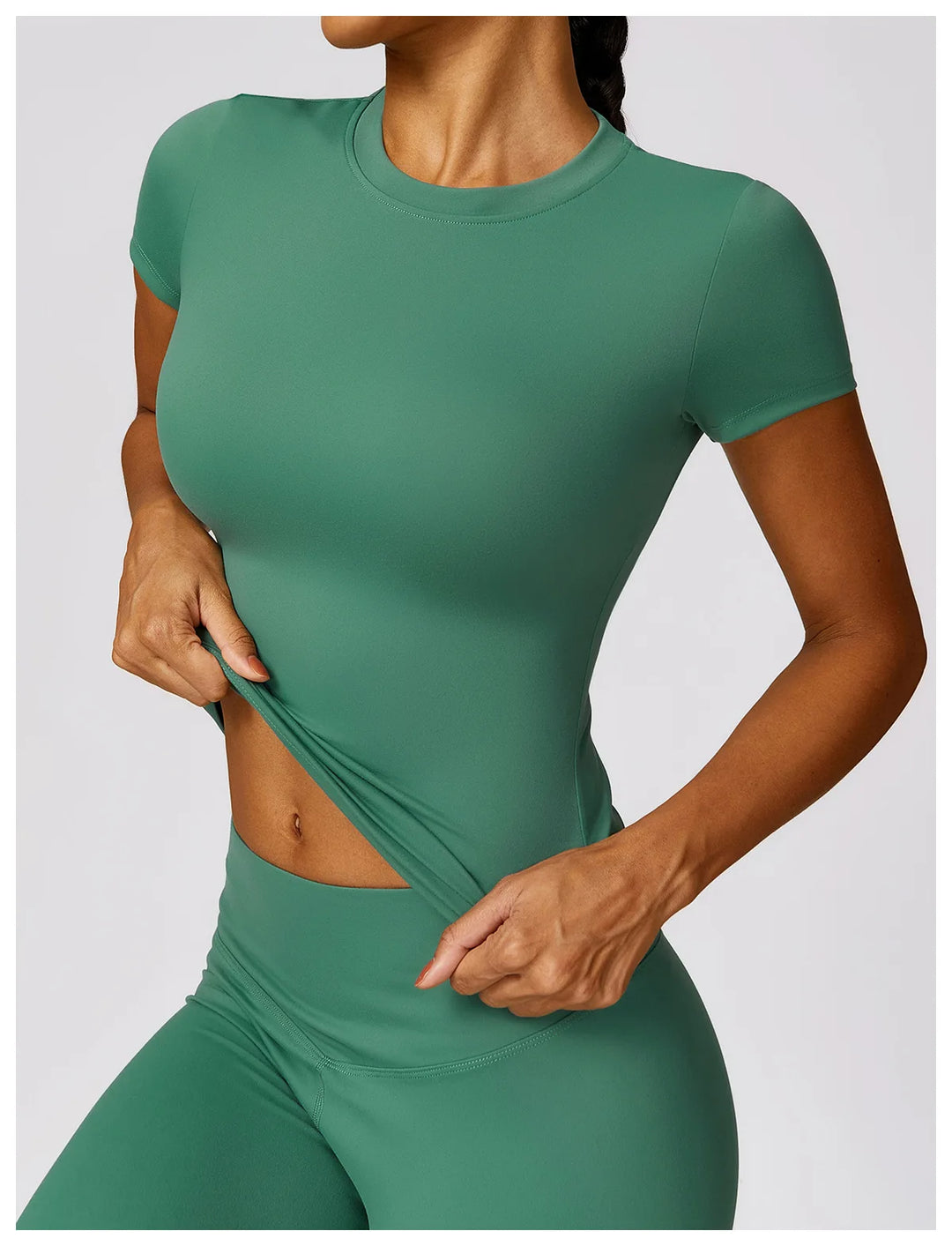 Women’s SculptFit Performance Tee