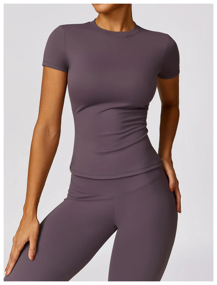 Women’s SculptFit Performance Tee