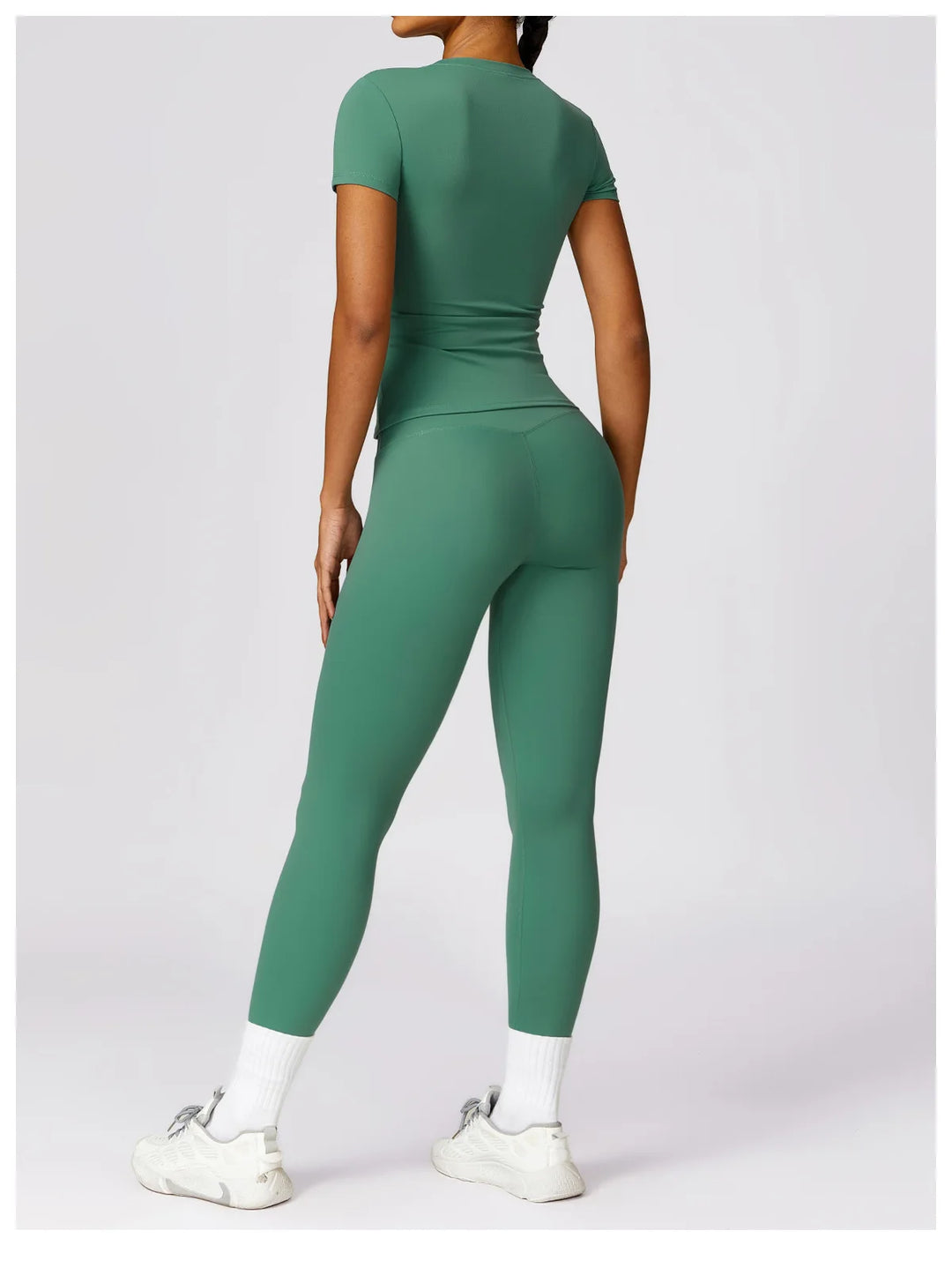 Women’s SculptFit Performance Tee