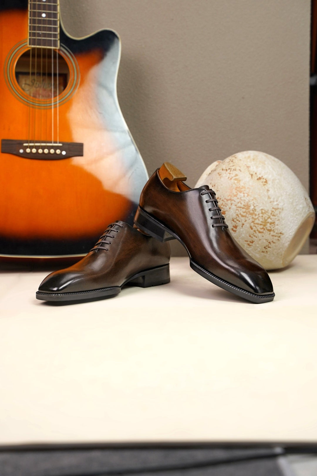 Classic Wholecut Oxford Shoes