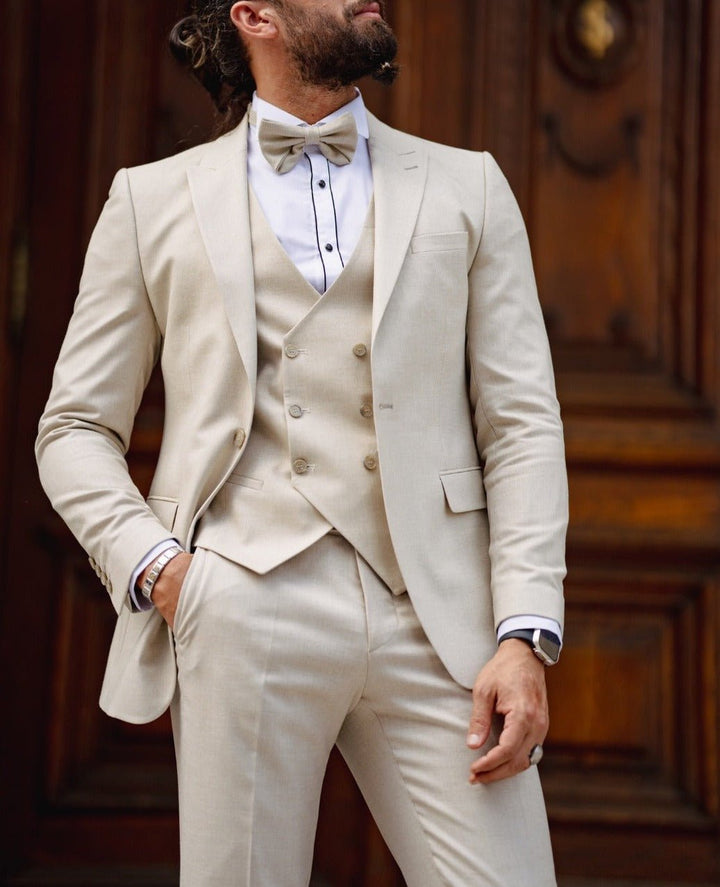 The Ceremony –  Lenin Beige