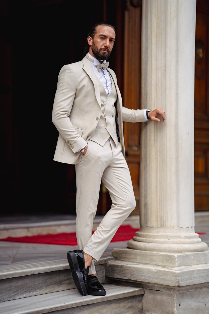 The Ceremony –  Lenin Beige
