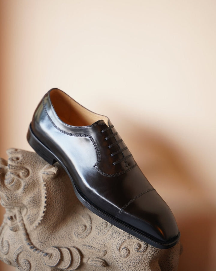 Cap Toe Oxford Leather shoes