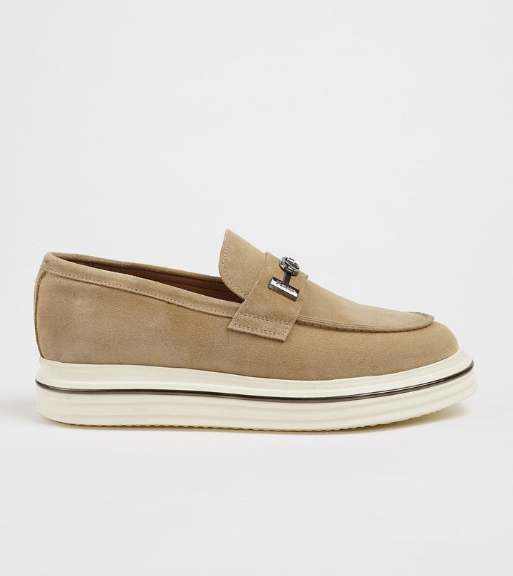NUBUCK LEATHER BUCKLE DETAILED CASUAL SHOES