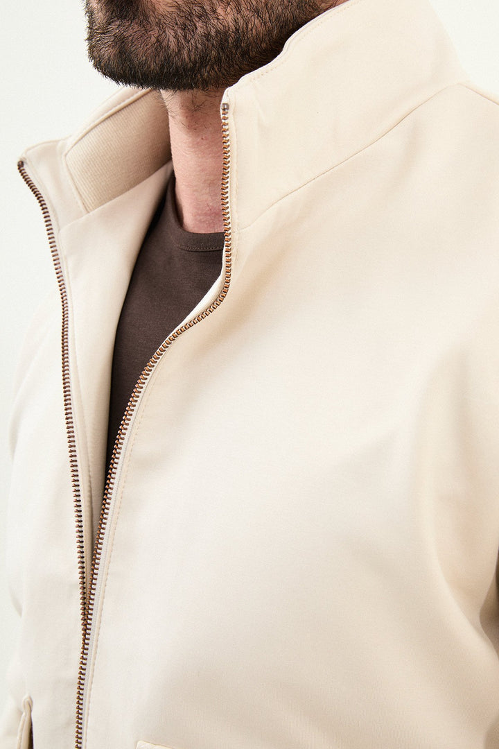 Dual Pocket Zip Jacket - Beige