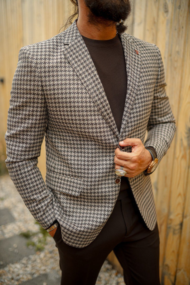 Mono Collar Patterned Flap Pocket Detailed Suit
