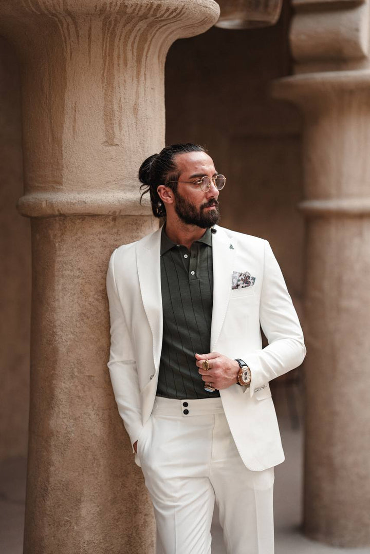 Detailed Mono Collar Statement Suit - White