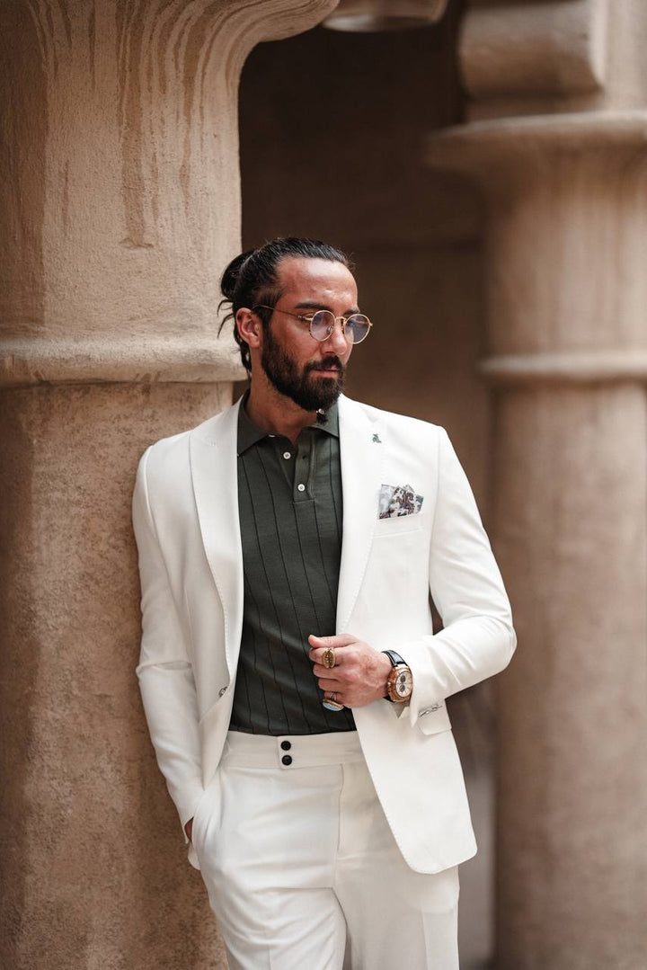 Detailed Mono Collar Statement Suit - White