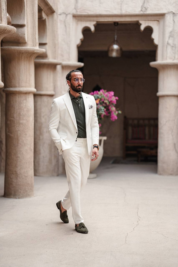 Detailed Mono Collar Statement Suit - White