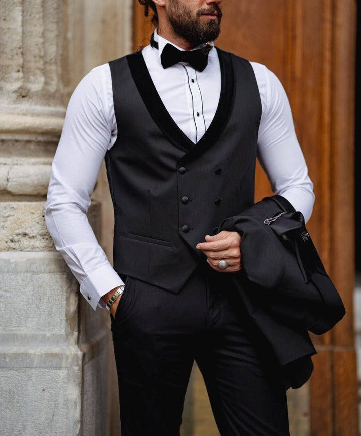 The Imperial Velvet Tux – Black