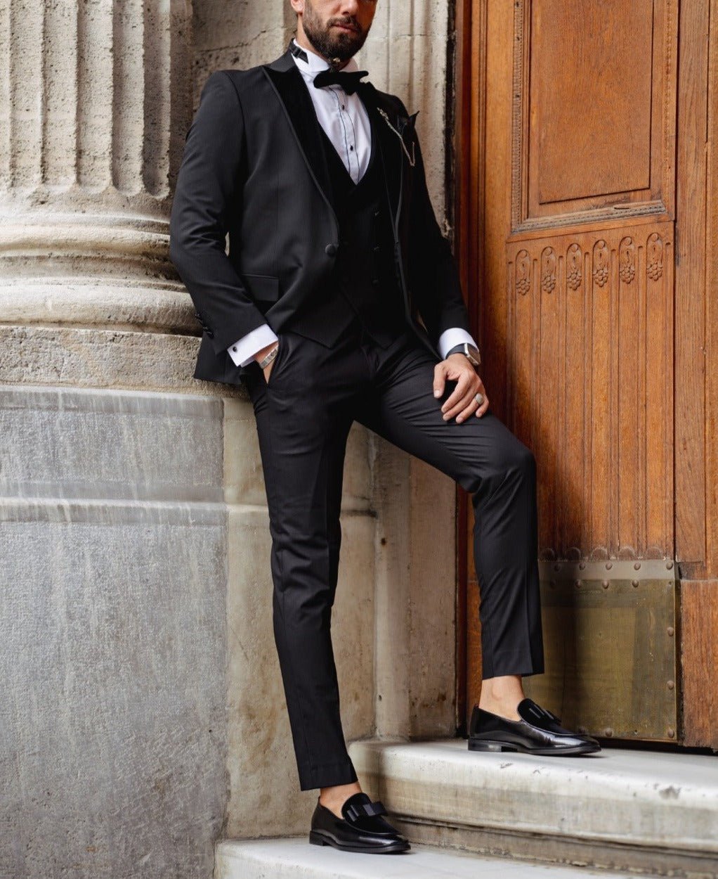 The Imperial Velvet Tux – Black
