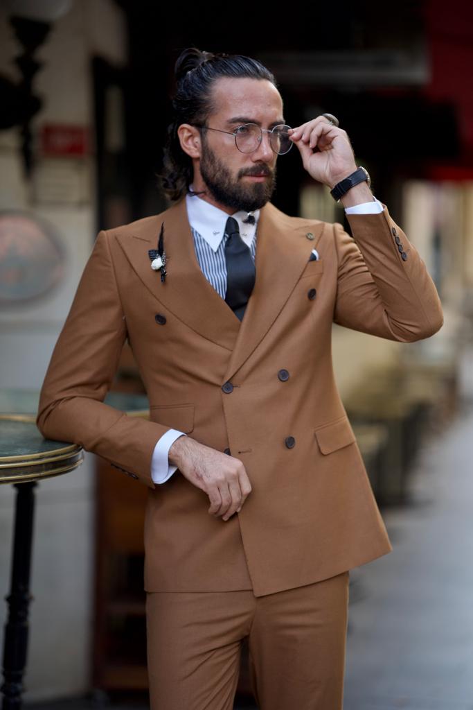 The Drape Suit – Camel