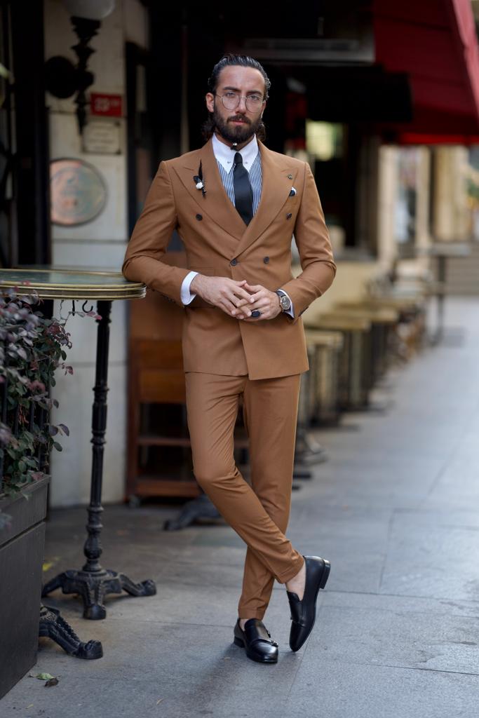 The Drape Suit – Camel