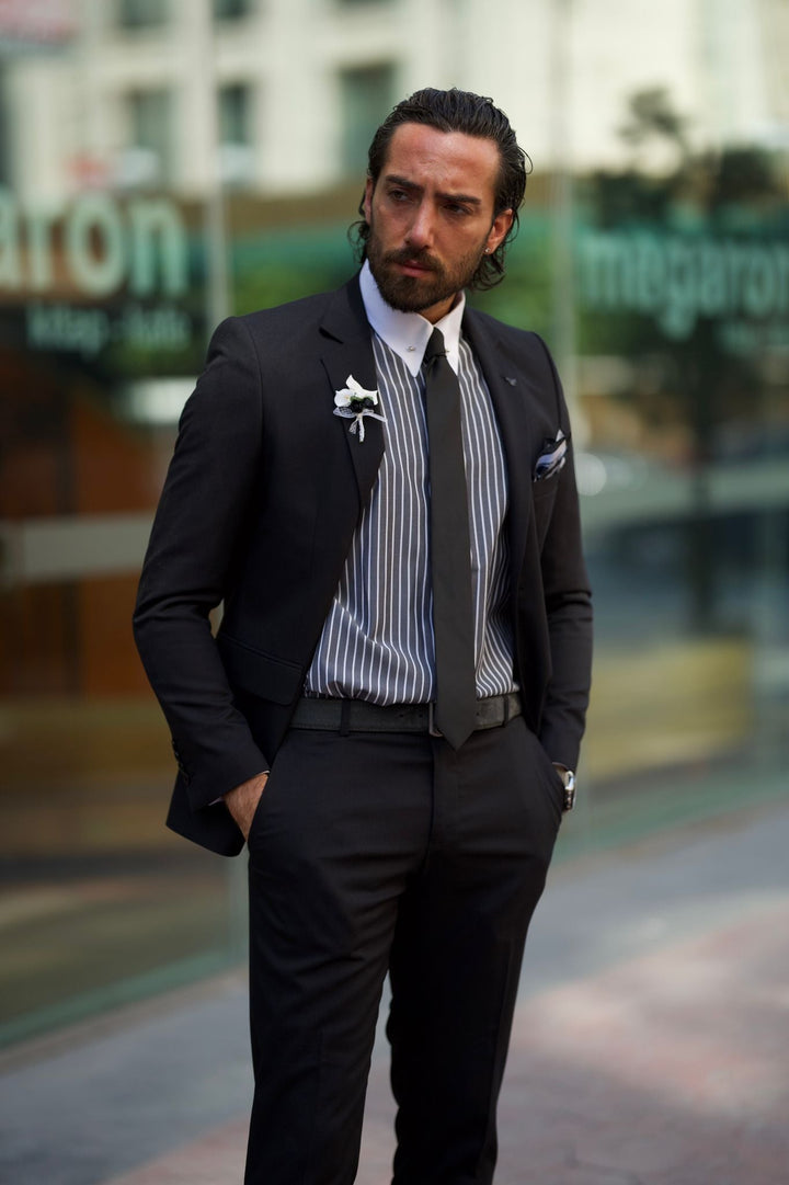 The Mono Slim Suit – Black